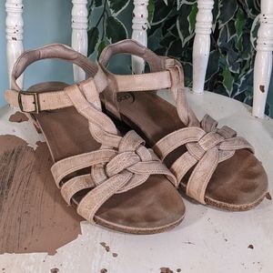 Abeo AP-140 Paisley Sand Leather Braided Sandals